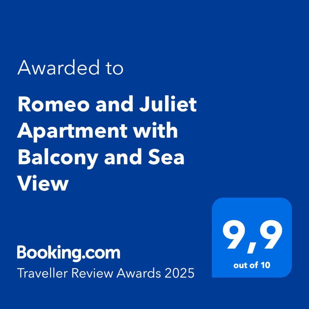 Romeo And Juliet Apartment With Balcony And Sea View Пореч Екстериор снимка
